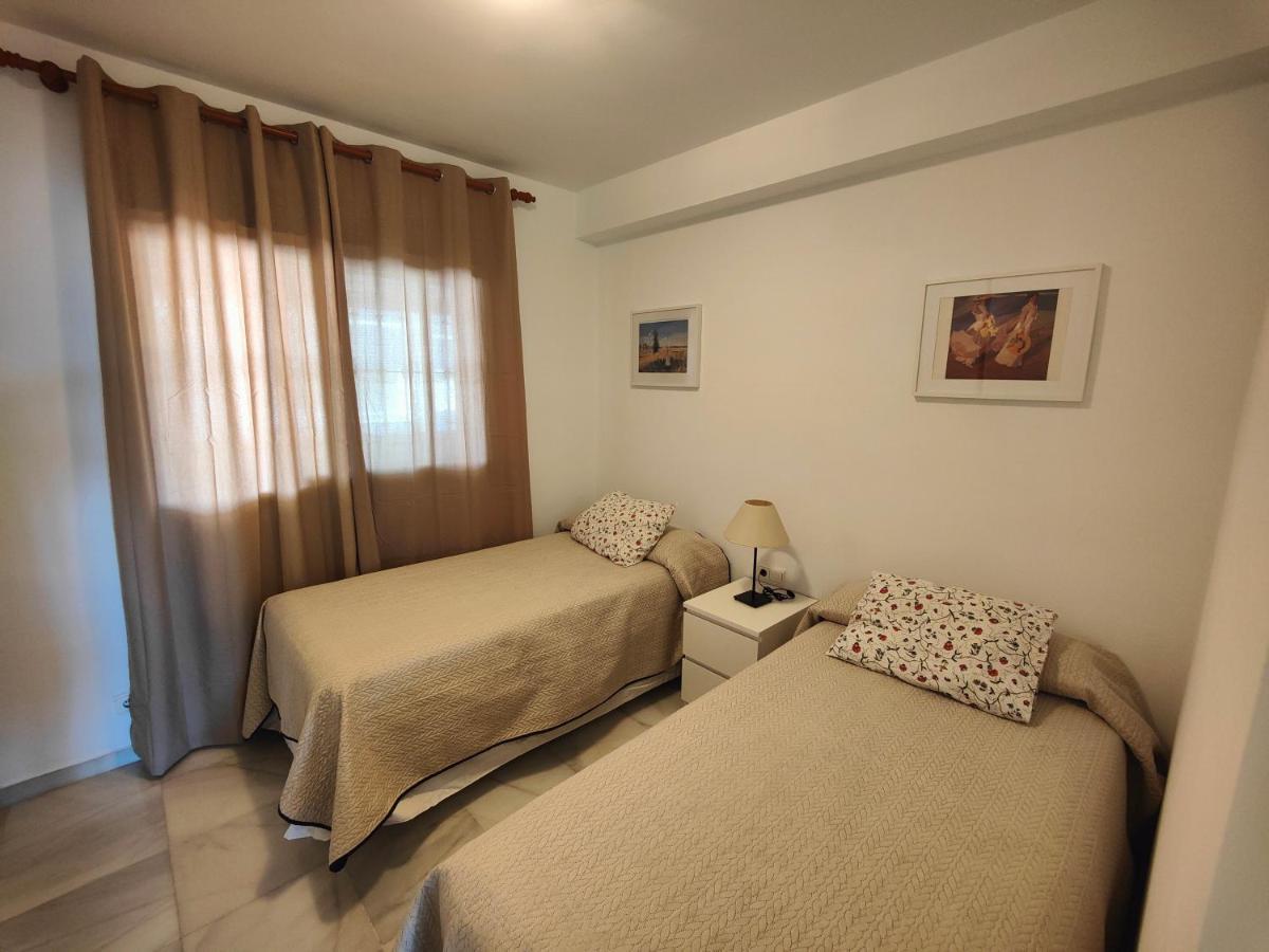 Apartamento Cerca De La Playa Con Piscina
